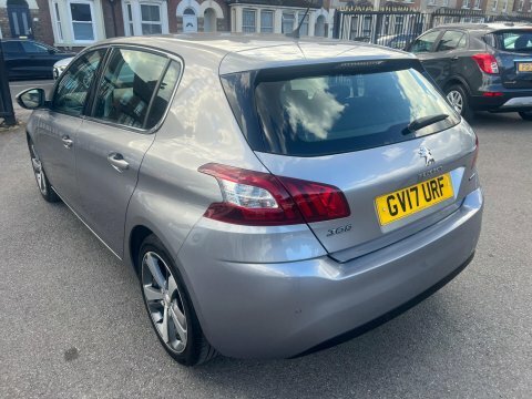 Peugeot 308 1.2 Puretech Allure Grey #3