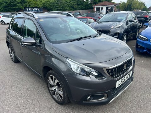 Peugeot 2008 1.2 Puretech Allure Grey