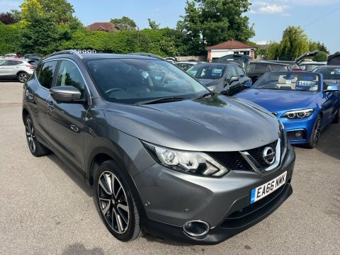 Nissan Qashqai 1.2 Dig-t Tekna Grey