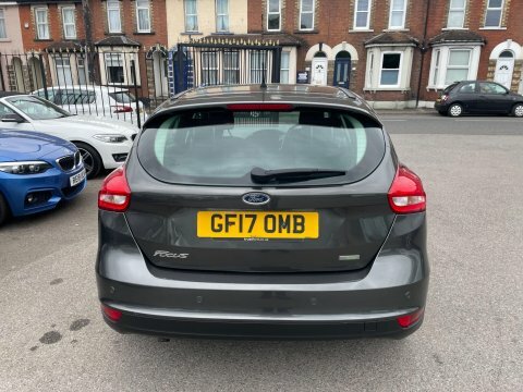 Ford Focus 1.0T Ecoboost Titanium GF17OMB Grey #4