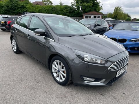 Ford Focus 1.0T Ecoboost Titanium Grey