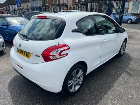 Peugeot 208 1.2 Vti Active GD14KWE White #4