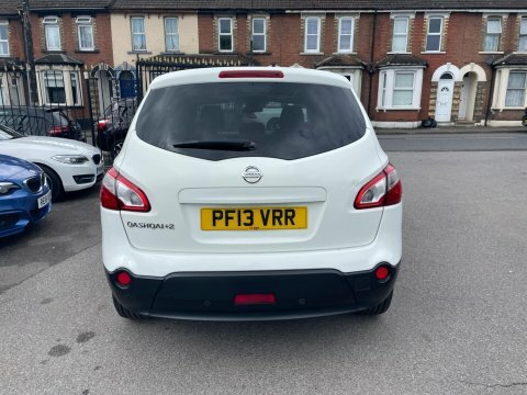 Nissan Qashqai+2 1.6 Acenta 2Wd White #4