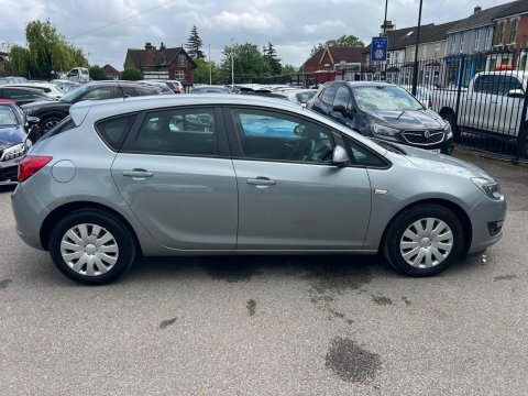 Vauxhall Astra 1.4 16V Exclusiv DY13LRZ Silver #5