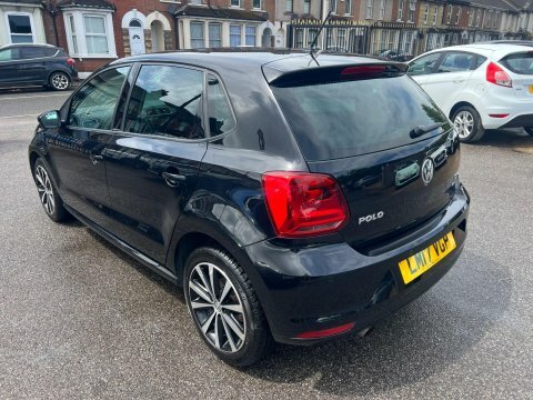 Volkswagen Polo 1.2 Tsi Bluemotion LM17VGP Black #3