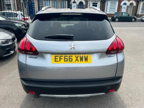 Peugeot 2008 1.2 Puretech Allure EF66XWW Grey #4