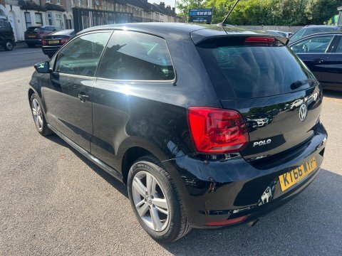 Volkswagen Polo 1.2 Tsi Bluemotion KT66WYP Black #3