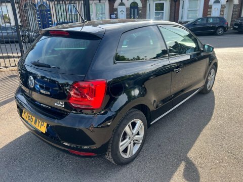 Volkswagen Polo 1.2 Tsi Bluemotion KT66WYP Black #5