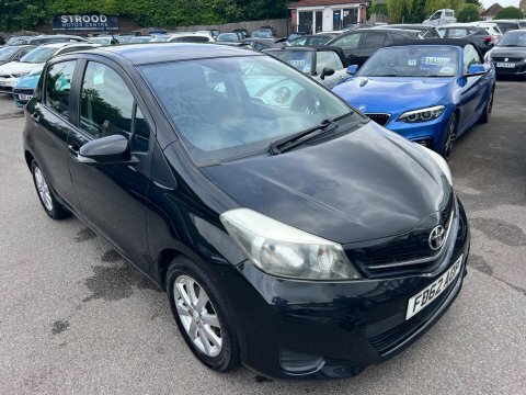 Toyota Yaris 1.33 Dual Vvt-i Black