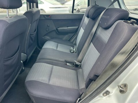 Hyundai Getz Hatchback Silver #21