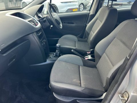 Peugeot 207 1.6 Vti Active Grey #21