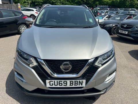 Nissan Qashqai 1.3 Dig-t N-connecta GU69BBN Silver #2