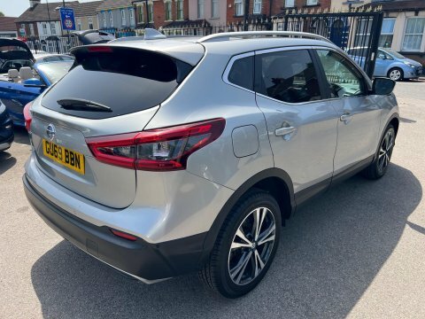 Nissan Qashqai 1.3 Dig-t N-connecta GU69BBN Silver #5