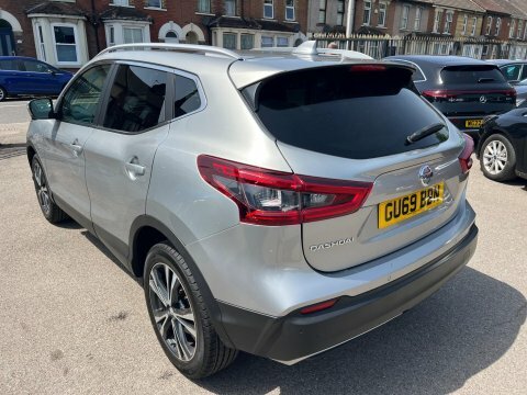 Nissan Qashqai 1.3 Dig-t N-connecta GU69BBN Silver #3