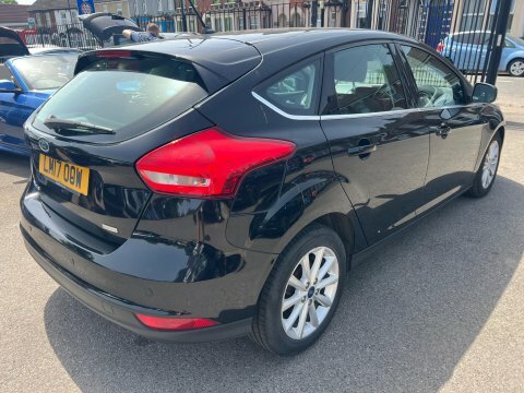 Ford Focus 1.0T Ecoboost Titanium LM17OOW Black #5