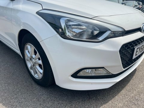 Hyundai I20 Petrol Black #11