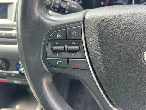 Hyundai I20 Petrol Black #19