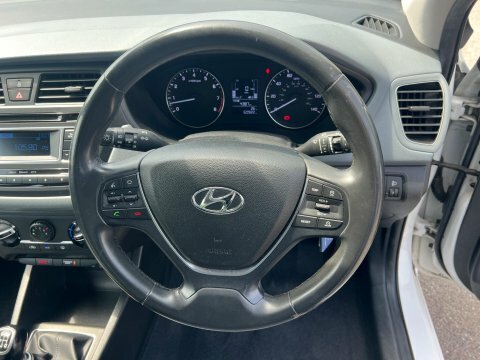 Hyundai I20 Petrol Black #18