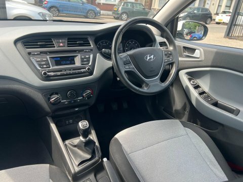 Hyundai I20 Petrol Black #21