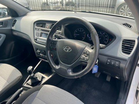 Hyundai I20 Petrol Black #17