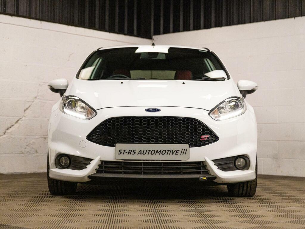 Ford Fiesta Hatchback 1.6T Ecoboost St-2 Euro 6 201616 FT16OAM White #2