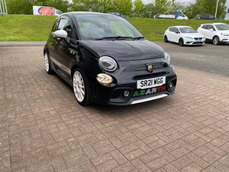 Abarth 595 Essesse 1.4 T-jet 180 - 2021 21 SR21WGG Black #2