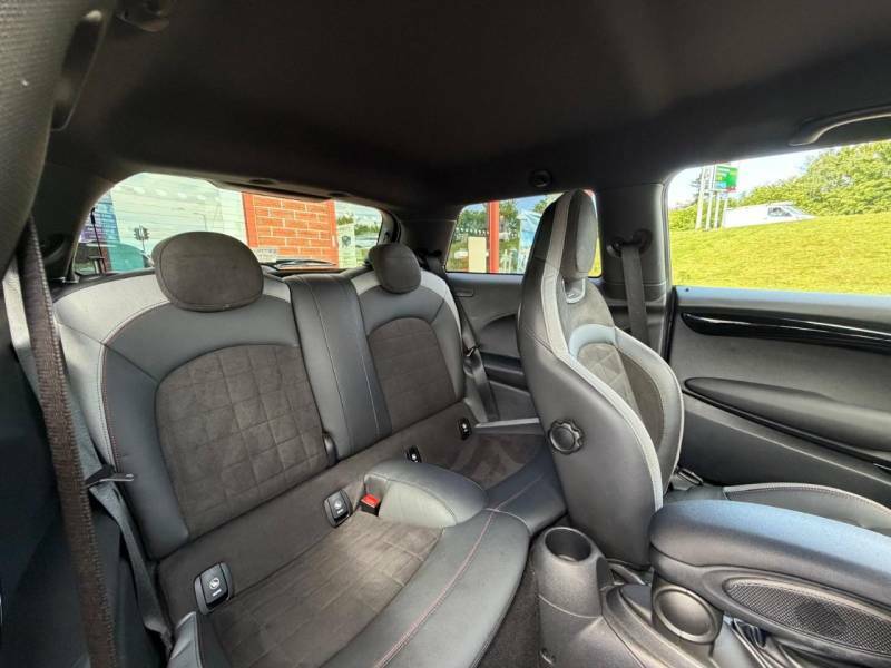 Mini Hatch 1.5 Cooper D Euro 6 Ss Black #11