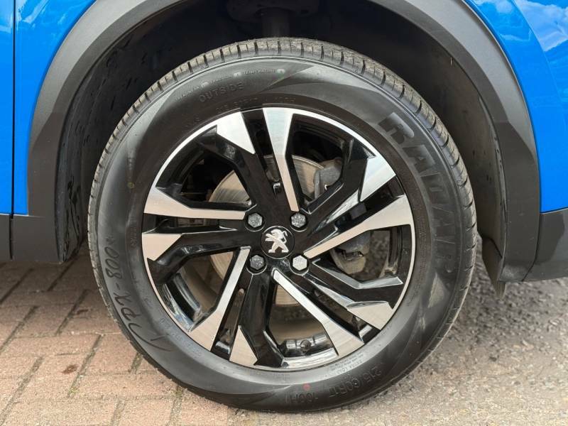 Peugeot 2008 Allure Premium 1.2 Puretech 130 Eat8 - ST72MOV Blue #4