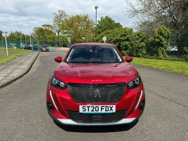 Peugeot 2008 Allure Premium 1.2 Puretech 130 Eat8 - Red #2