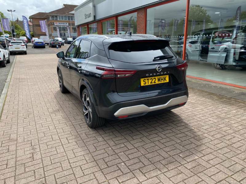 Nissan Qashqai Tekna 1.3 Dig-t 158 Mhev - 2022 22 ST22MHK Black #3