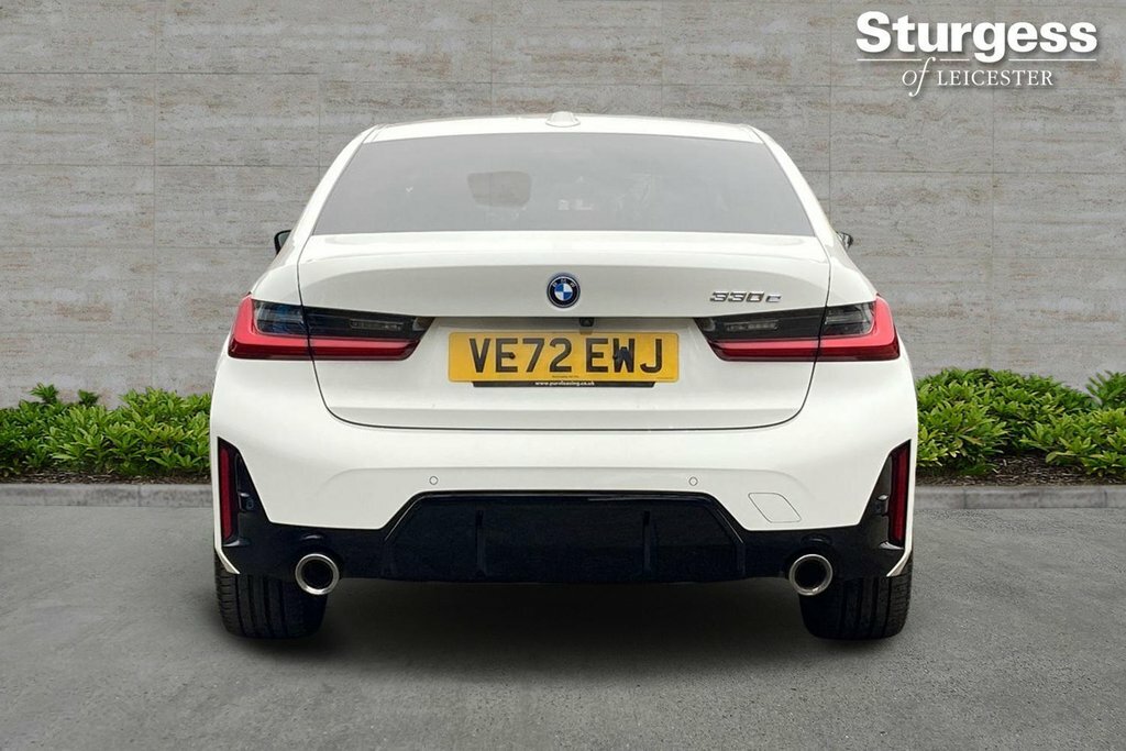 BMW 3 Series 2L M Sport VE72EWJ White #6