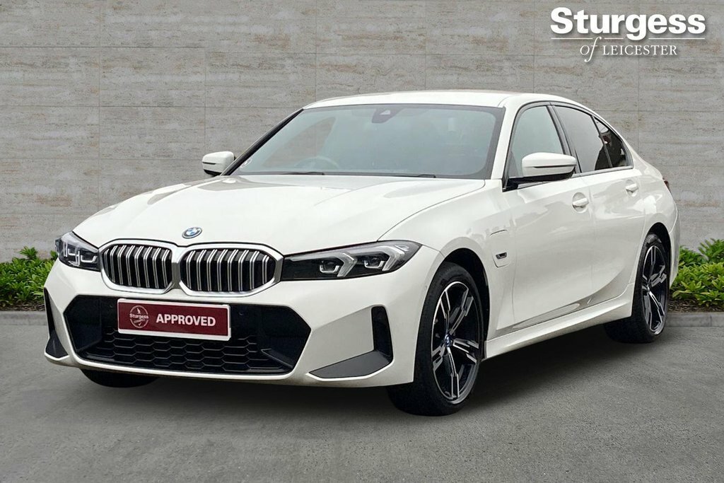 BMW 3 Series 2L M Sport VE72EWJ White #3