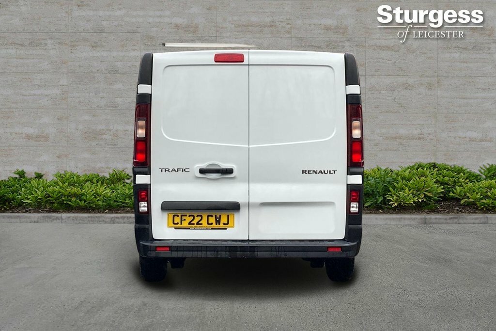 Renault Trafic 2L Business White #6