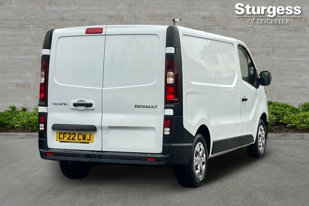 Renault Trafic 2L Business White #5