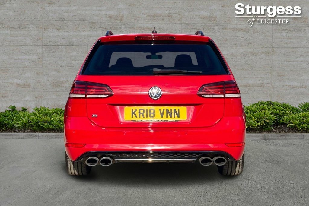 Volkswagen Golf 2L R Red #6