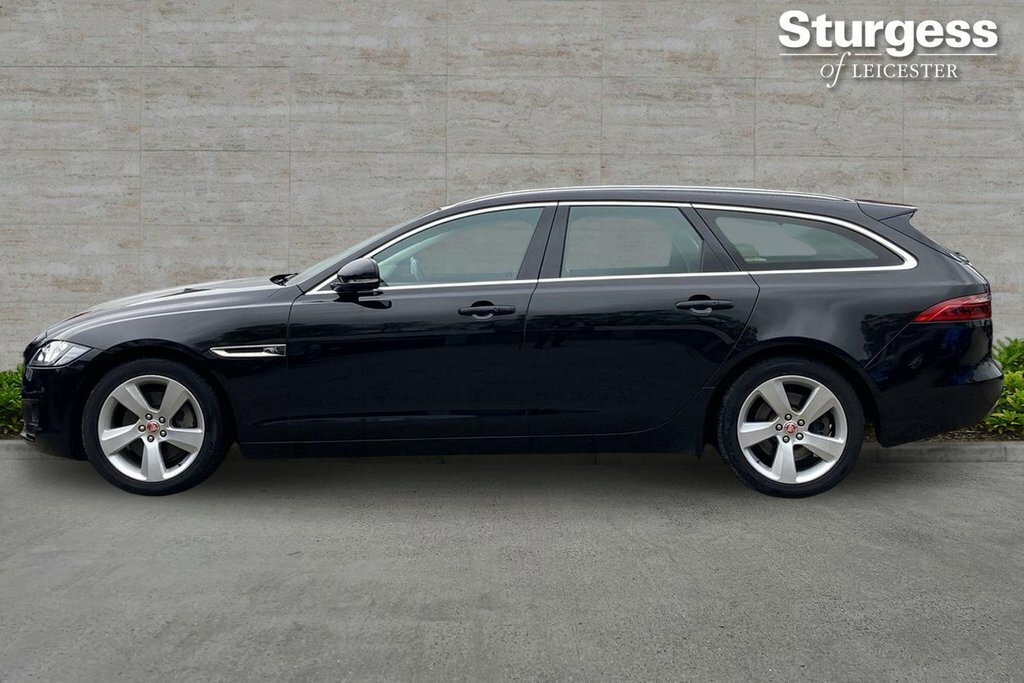 Jaguar XF 2L Portfolio Black #4