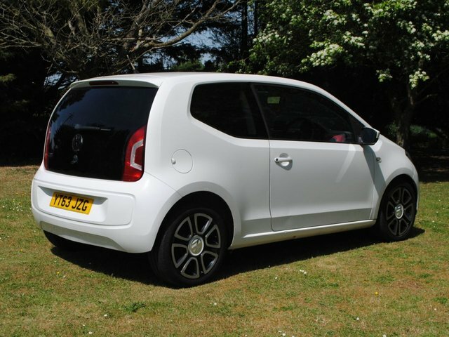 Volkswagen Up 1.0 High Up Hatchback YT63JZG White #6
