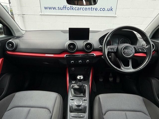 Audi Q2 1.4 Tfsi Cod Sport LR17FHE Black #4