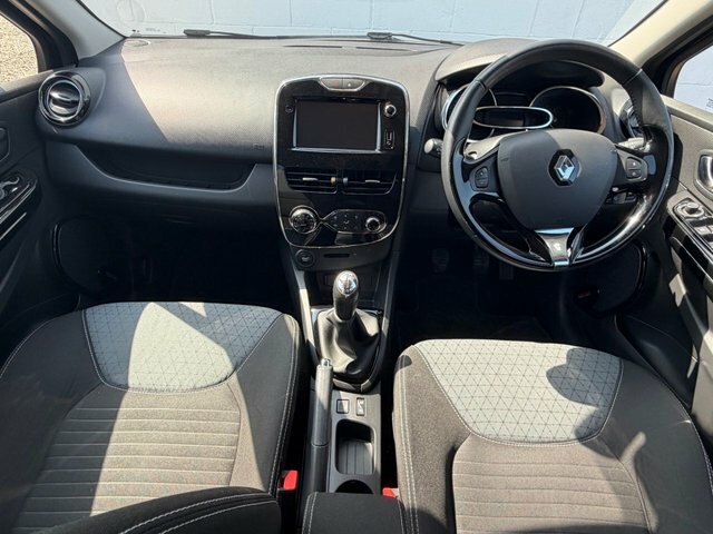 Renault Clio 0.9 Tce Dynamique S Black #4