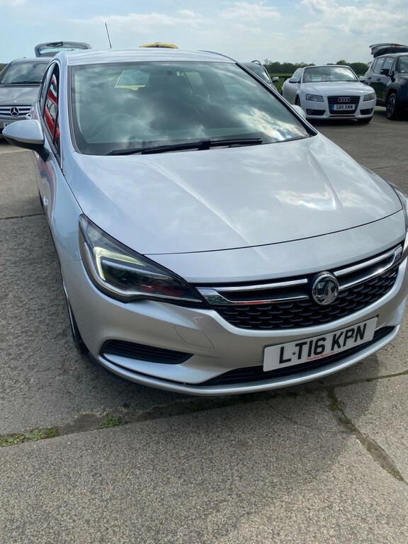 Vauxhall Astra 1.6 Cdti Ecoflex Design 2016 Silver