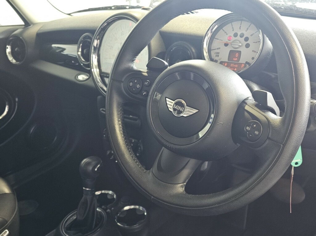 Mini Hatch 1.6 Cooper Hatch 2012 BJ12OPT White #4