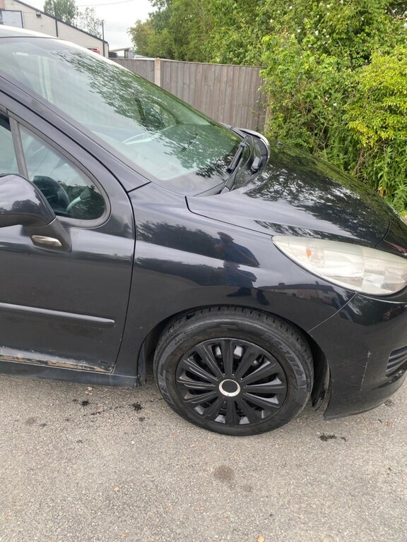 Peugeot 207 1.6 Hdi S 2010 Black #5