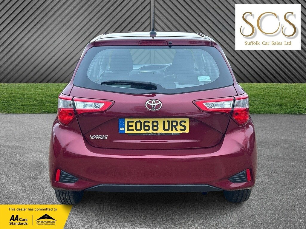 Toyota Yaris Hatchback 1.5 Vvt-i Icon Tech 201868 EO68URS Red #6
