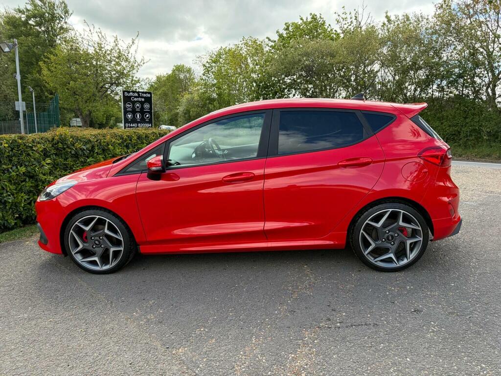 Ford Fiesta Hatchback 1.5T Ecoboost St-3 Euro 6 Ss 201 Red