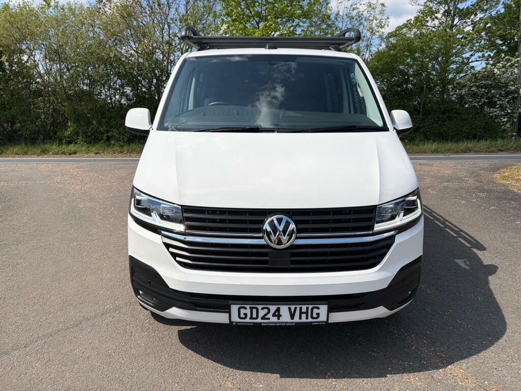 Volkswagen Transporter Combi Van 2.0 Tdi T32 Highline Kombi Dsg Fwd Swb E GD24VHG White #3