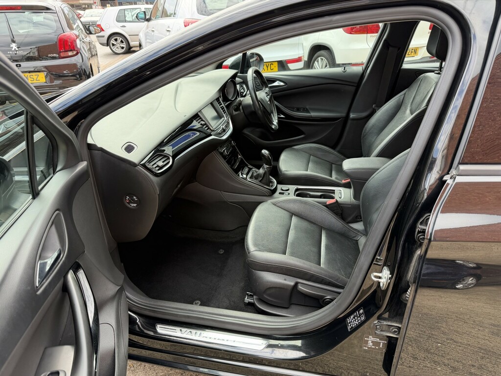 Vauxhall Astra 1.4 I Turbo Elite DV67JZU Black #3