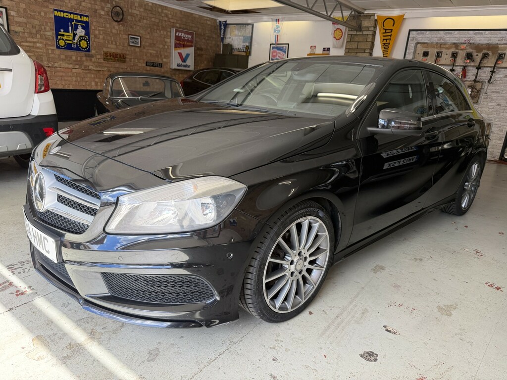Mercedes-Benz A Class 1.8 A200 Cdi Amg Sport Black #4