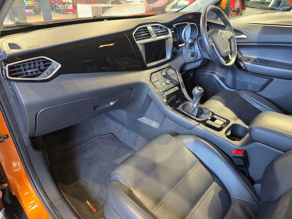 MG GS Suv Black #3