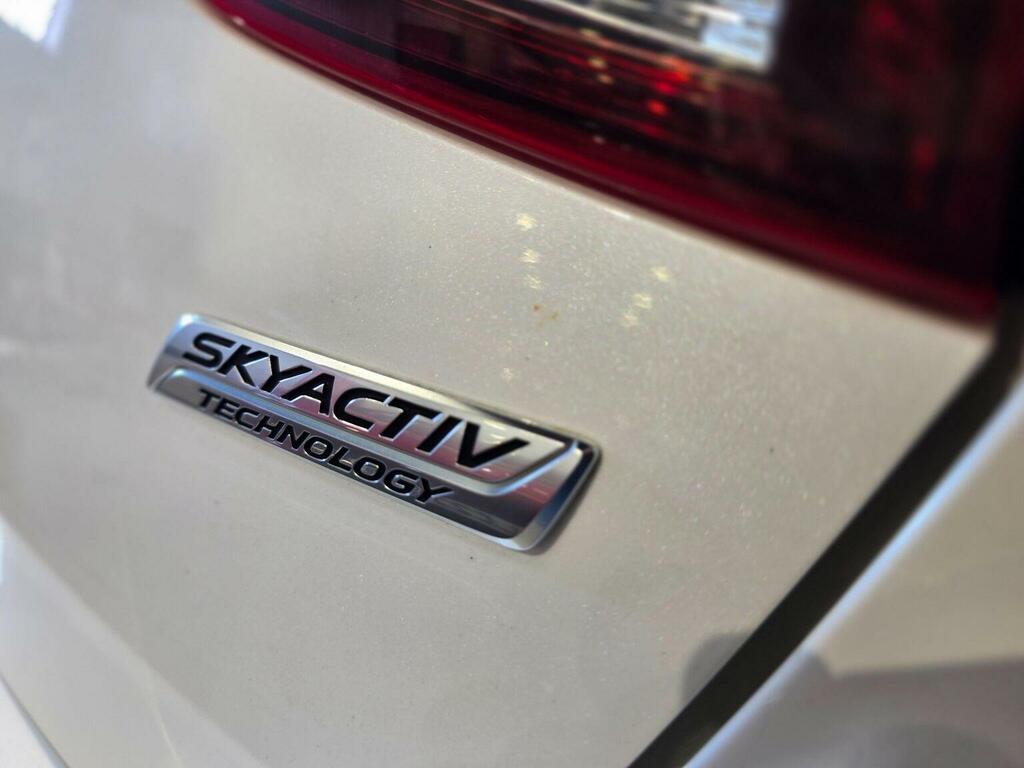 Mazda 2 1.5 Skyactiv-g Sport Black Hatchback Ma White #5