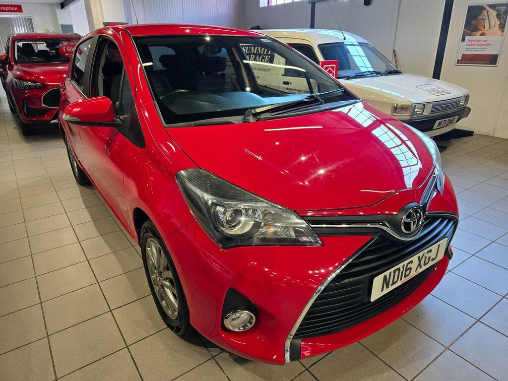 Toyota Yaris 1.33 Dual Vvt-i Icon Hatchback E Red